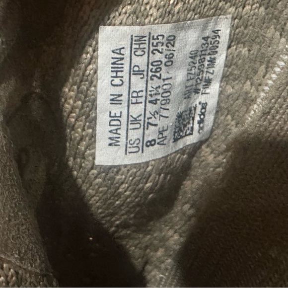 Adidas Yeezy Boost 350
Sand Taupe color
Men’s Size 8 - Picture 6 of 6
